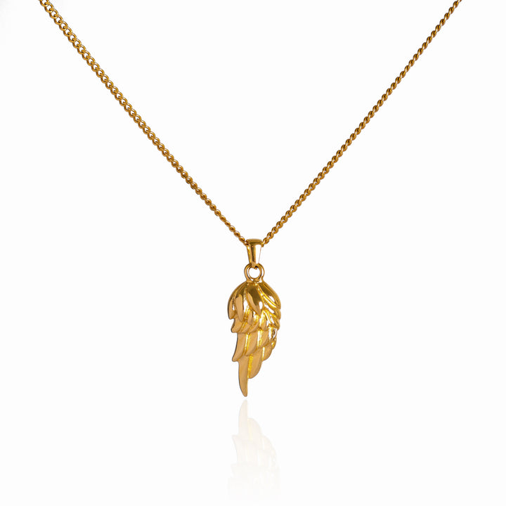 Goldene Halskette mit Federanhänger