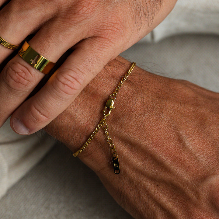 Diskretes Goldenes Armband Kette