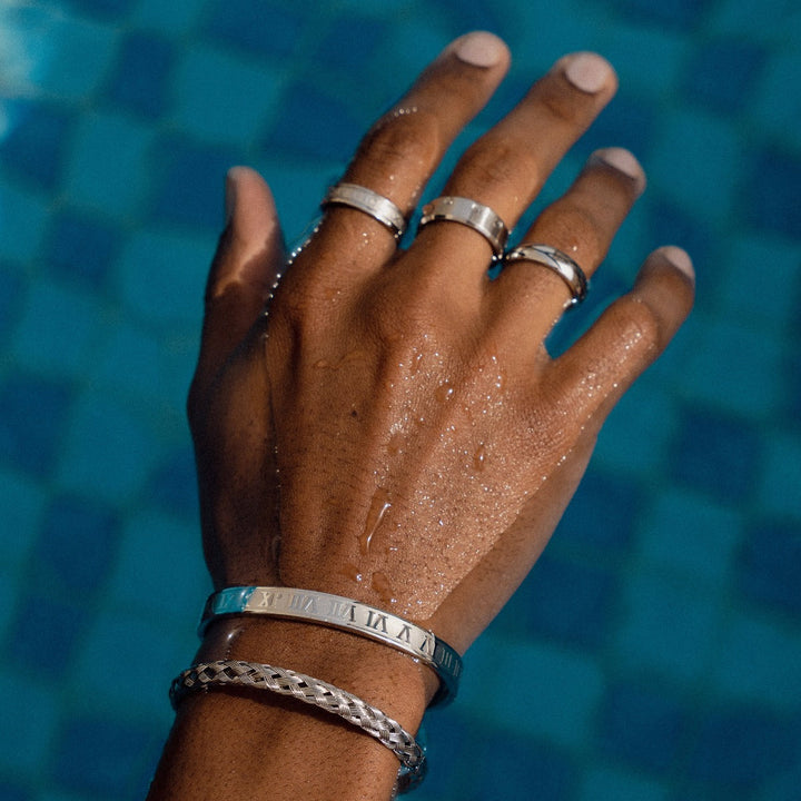 Silbernes Armband mit Römischen Zahlen
